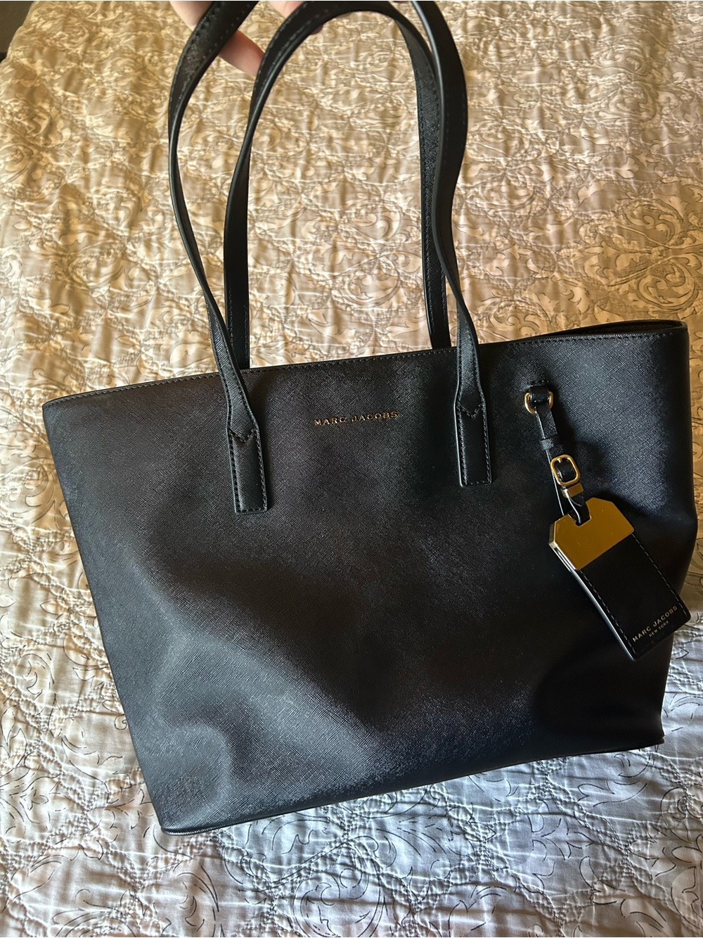 Authentic Marc Jacobs luggage tag tote bag